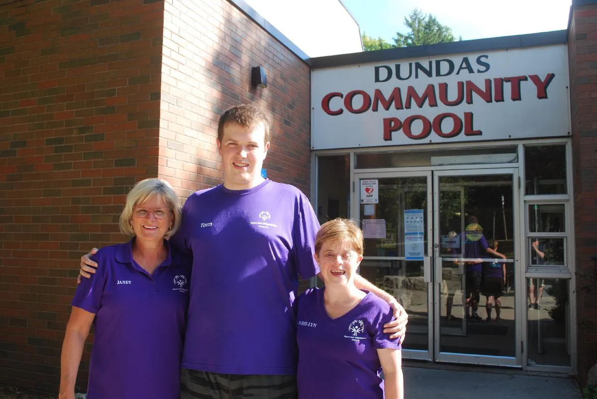 Dundas Community Pool renewal or replacement to be studied