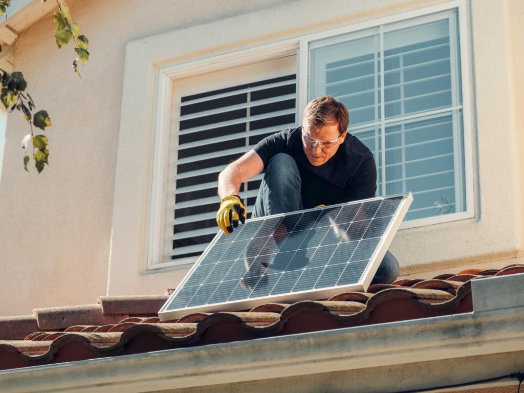 Top 5 Solar Panel Installation Companies in Los Angeles