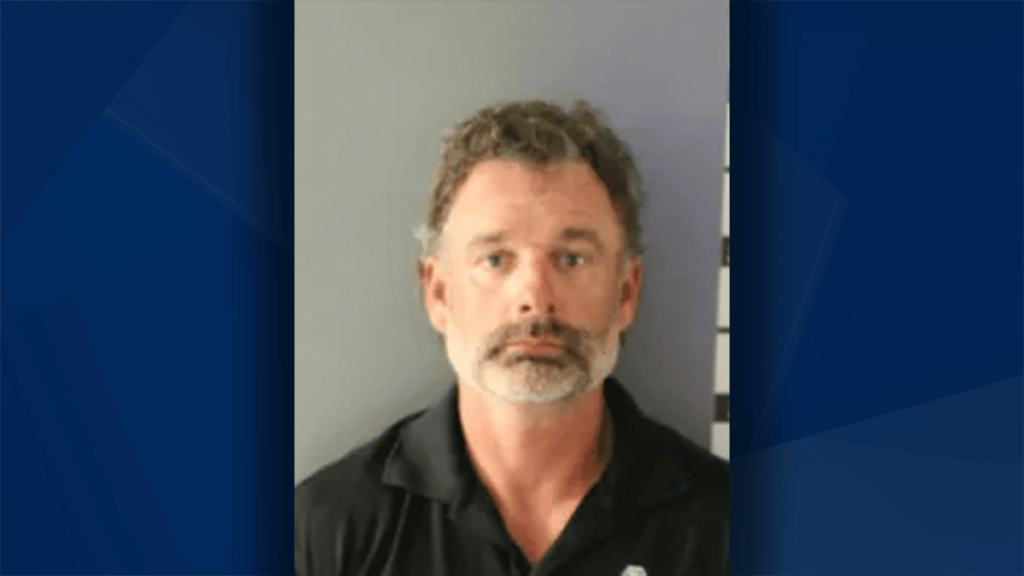 Roofing contractor arrested in Charlotte County