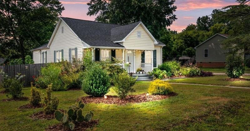 Historical homes you can own in the Mooresville area