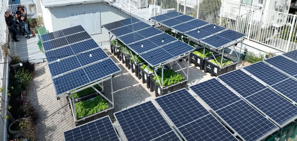 All-In-One Kit Makes City Rooftops Into Energy-Producing Gardens